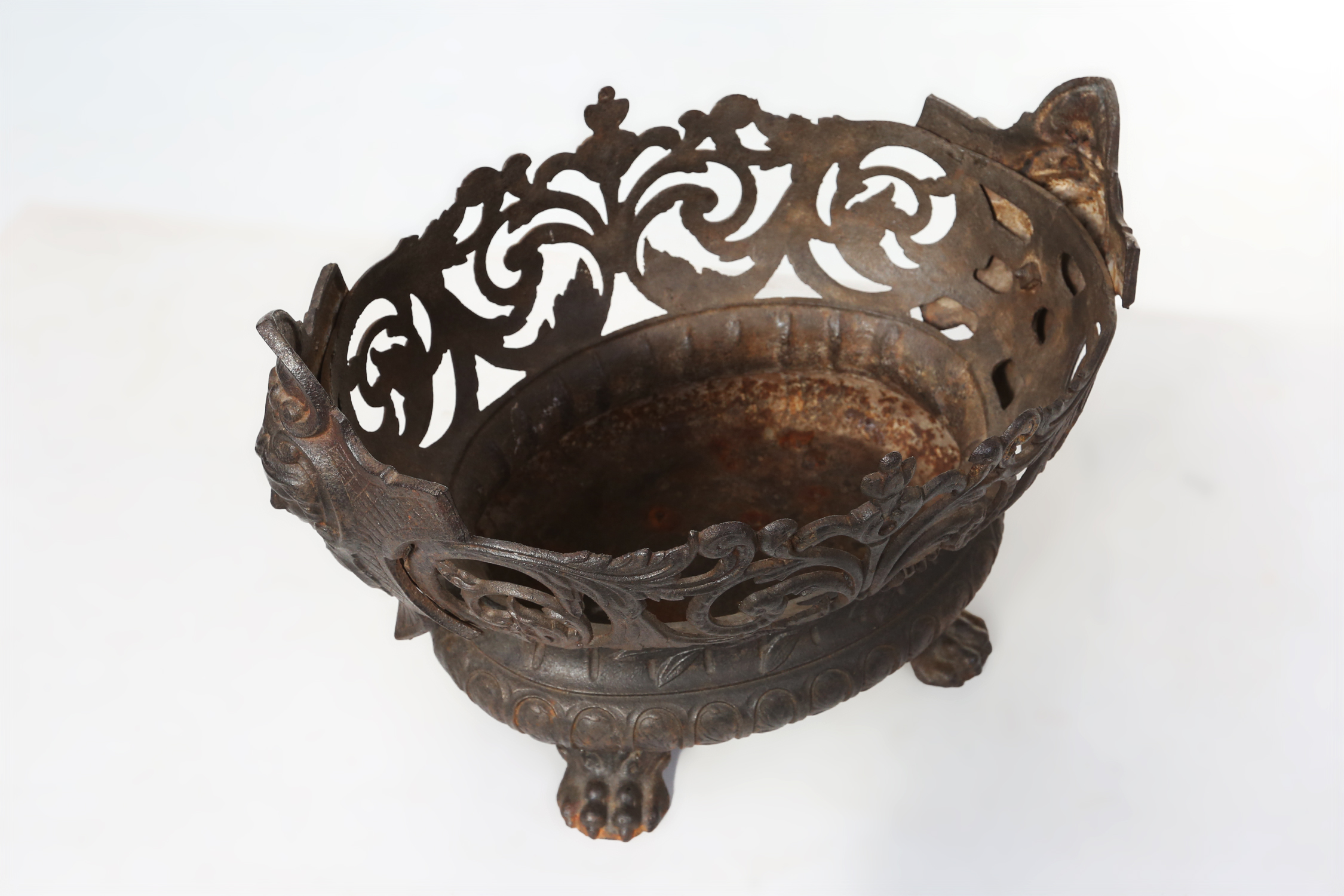 Antique French planter/jardinaire in cast iron, ca. 1850thumbnail